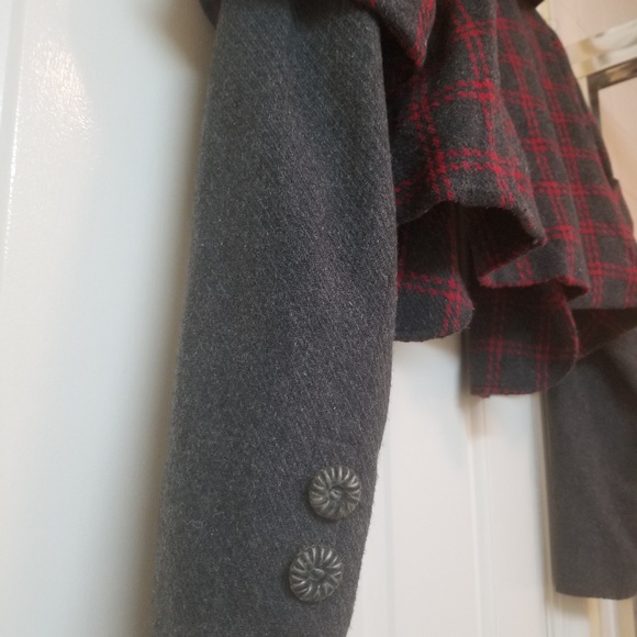 Jacket - Picture 3 of 4